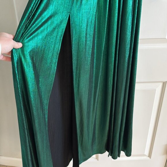 BRONX AND BANCO FIRMAL GOWN SIZE SMALL - Picture 3 of 9